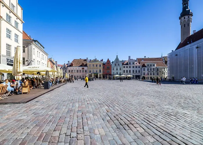 Stylish With Sauna Old Town, Town Hall Square Appartamento *